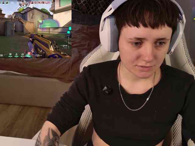 LunaL0ve webcam