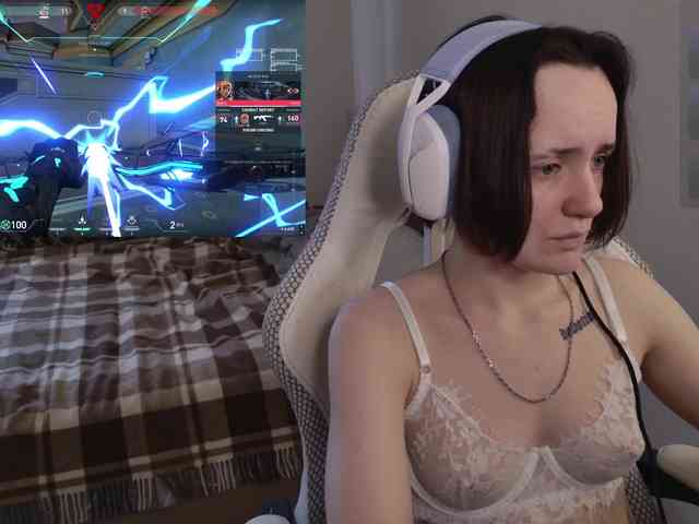 LunaL0ve webcam