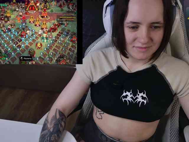 LunaL0ve webcam