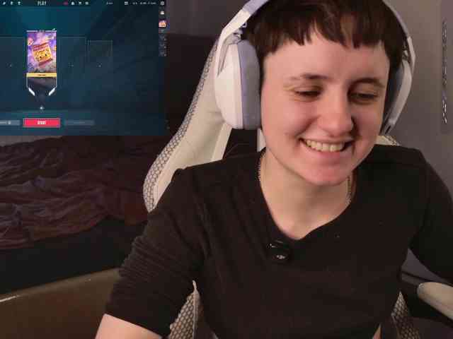 LunaL0ve webcam