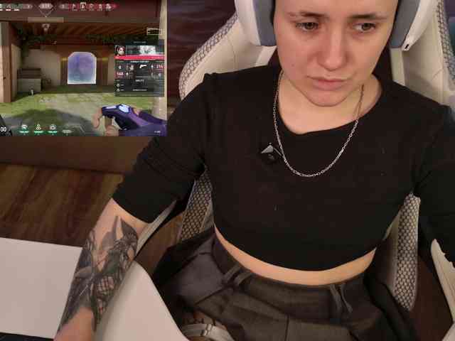 LunaL0ve webcam