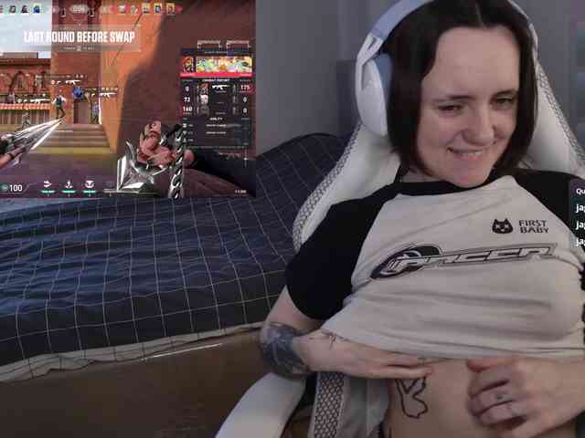 LunaL0ve webcam