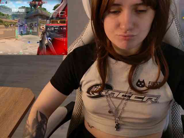 LunaL0ve webcam