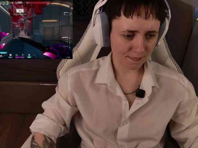 LunaL0ve webcam