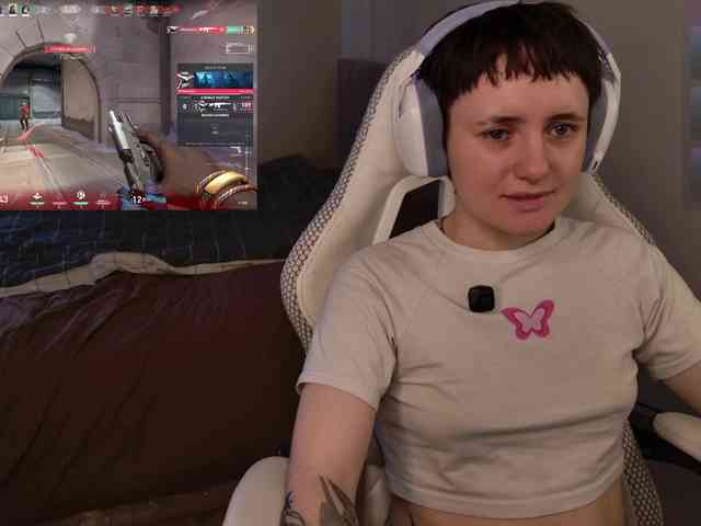 LunaL0ve webcam