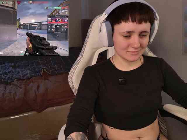 LunaL0ve webcam