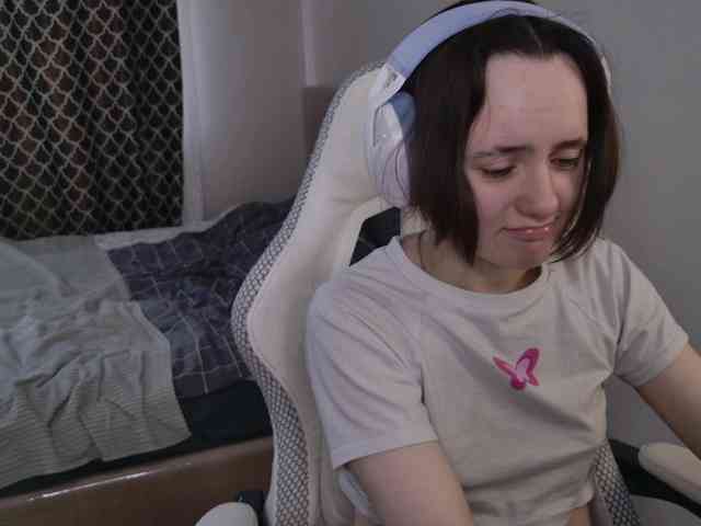 LunaL0ve webcam