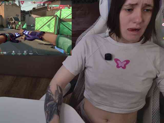 LunaL0ve webcam