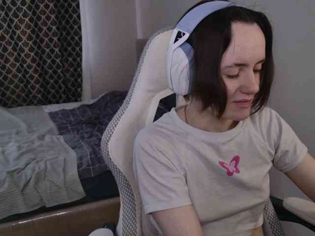 LunaL0ve webcam