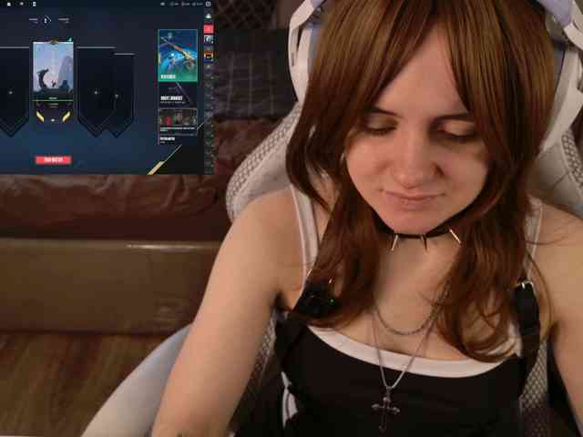 LunaL0ve webcam
