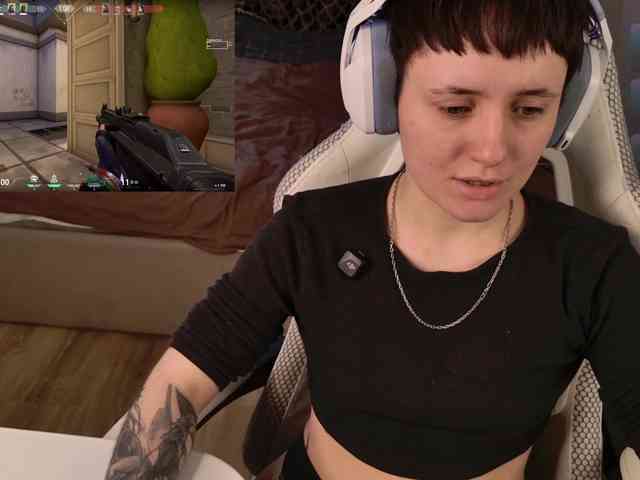 LunaL0ve webcam