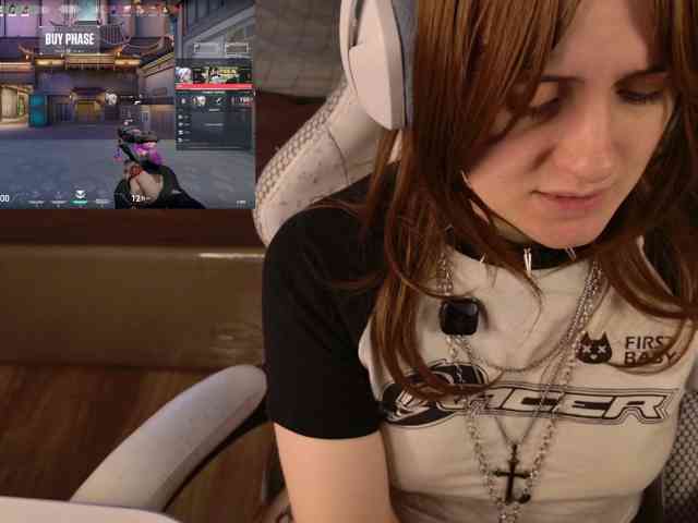 LunaL0ve webcam