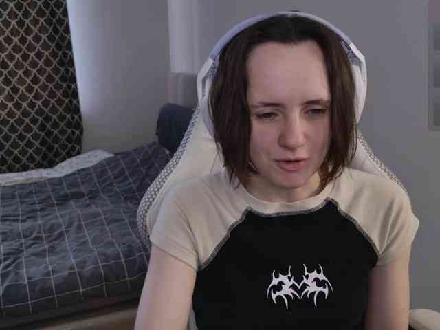 LunaL0ve webcam