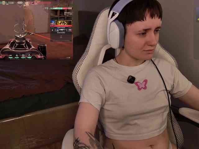 LunaL0ve webcam