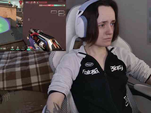 LunaL0ve webcam