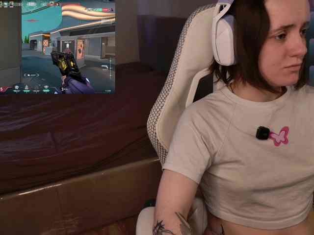 LunaL0ve webcam