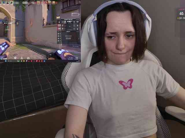 LunaL0ve webcam
