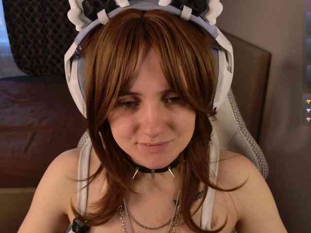 LunaL0ve webcam