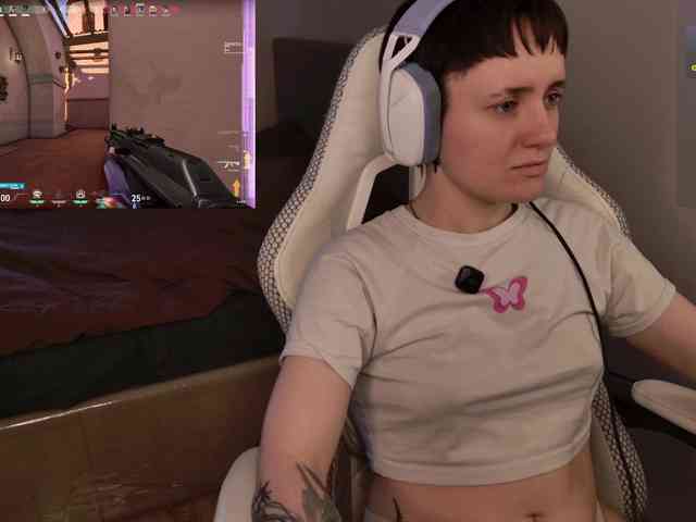 LunaL0ve webcam