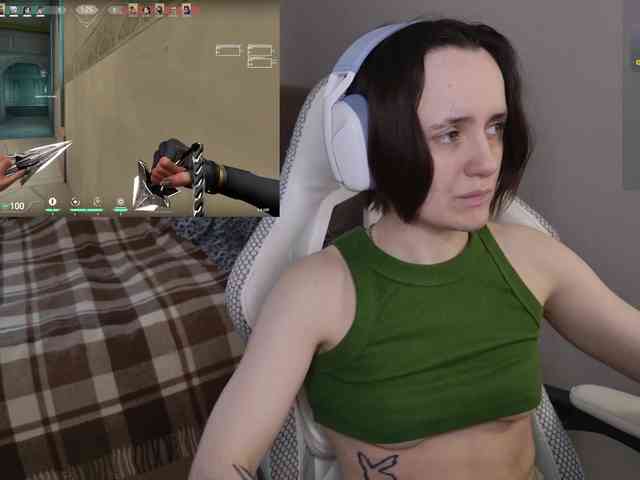 LunaL0ve webcam