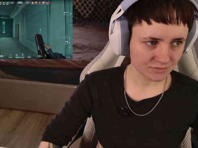 LunaL0ve webcam