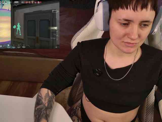 LunaL0ve webcam