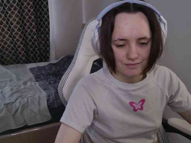 LunaL0ve webcam