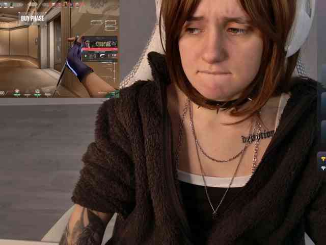 LunaL0ve webcam