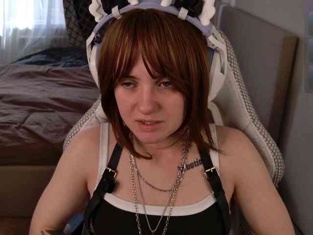 LunaL0ve webcam