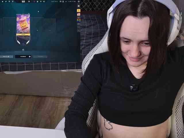 LunaL0ve webcam