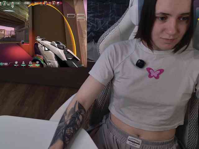 LunaL0ve webcam