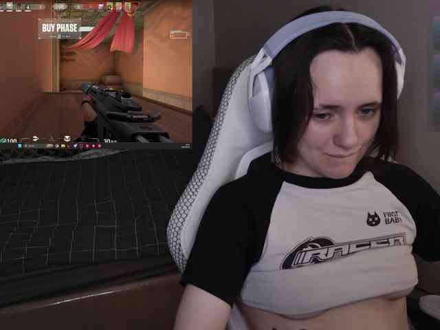 LunaL0ve webcam