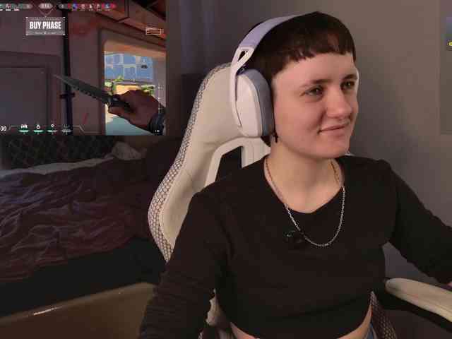 LunaL0ve webcam