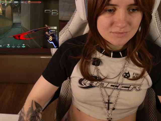 LunaL0ve webcam