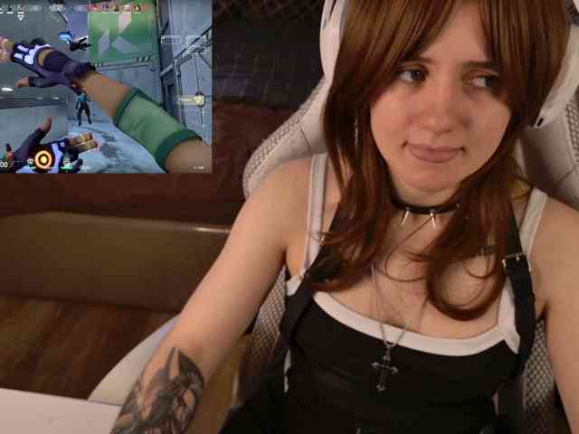LunaL0ve webcam
