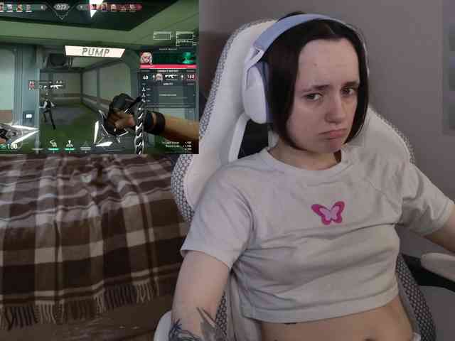LunaL0ve webcam