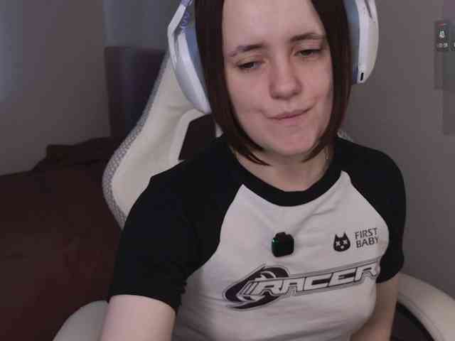 LunaL0ve webcam