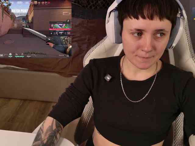 LunaL0ve webcam