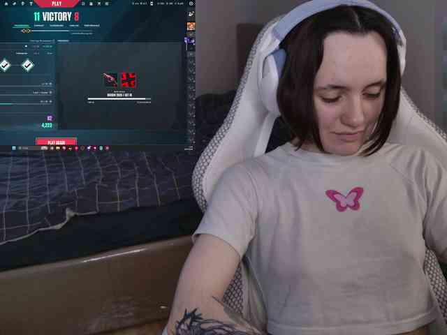 LunaL0ve webcam