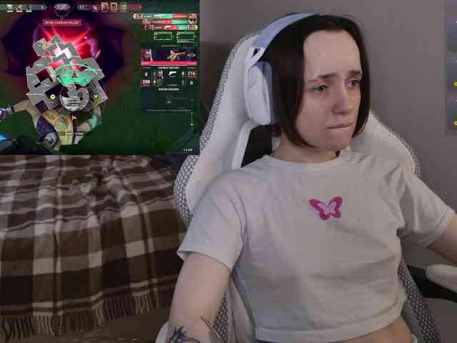 LunaL0ve webcam
