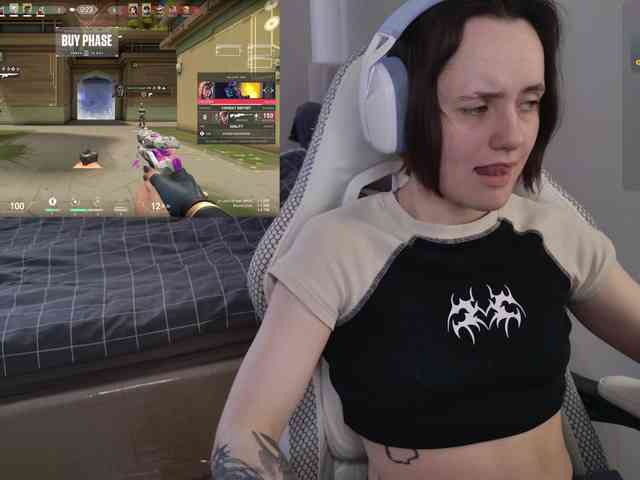 LunaL0ve webcam
