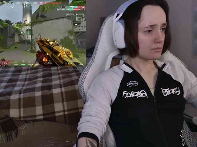 LunaL0ve webcam