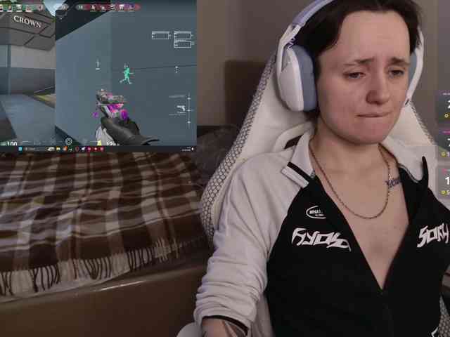 LunaL0ve webcam