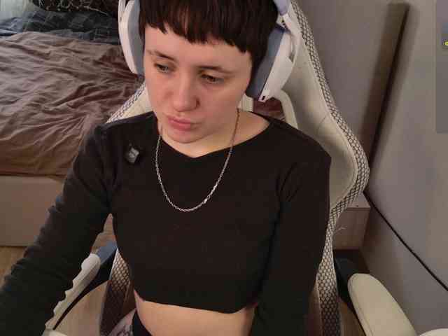 LunaL0ve webcam
