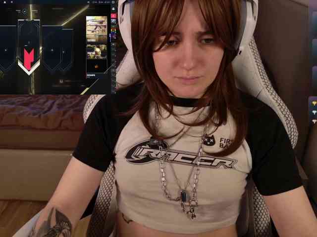 LunaL0ve webcam