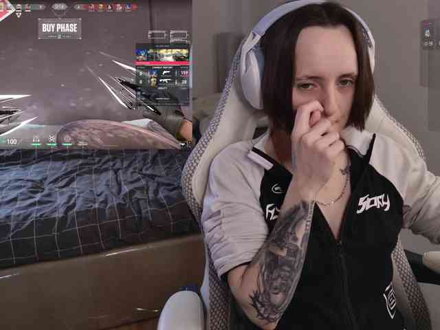 LunaL0ve webcam