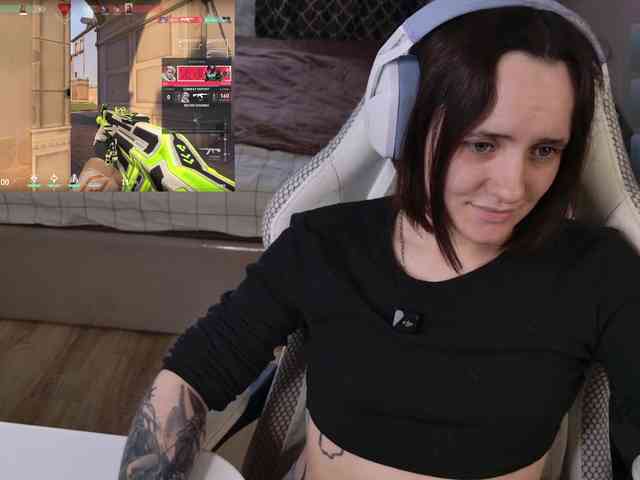 LunaL0ve webcam