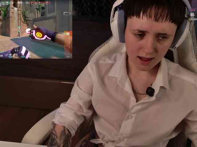 LunaL0ve webcam