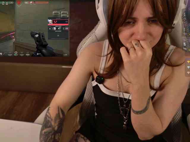LunaL0ve webcam
