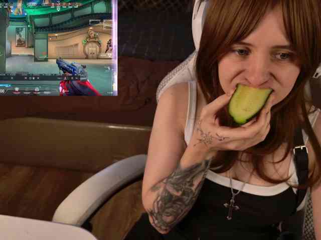 LunaL0ve webcam